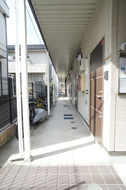 22/22 エントランス