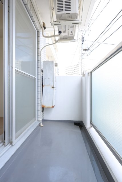 21/28 バルコニー