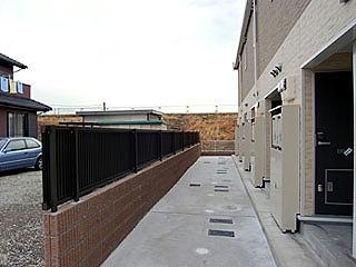 13/15 エントランス