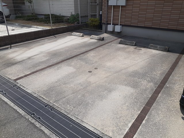 14/17 駐車場