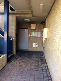 15/15 エントランス
