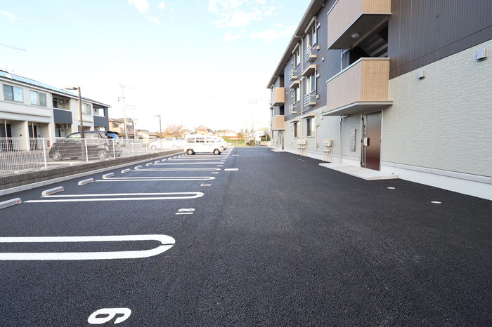 20/23 駐車場