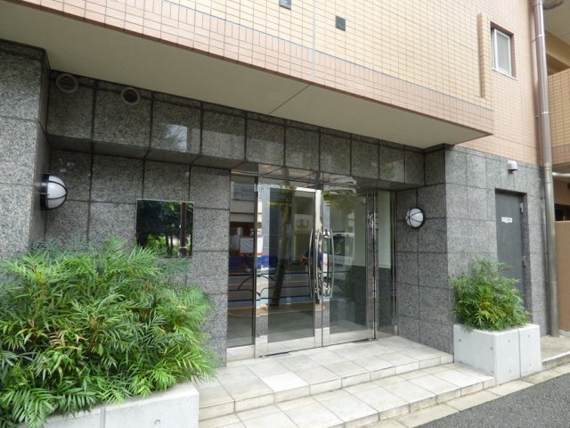 5/6 エントランス