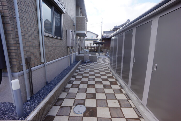 2/4 エントランス