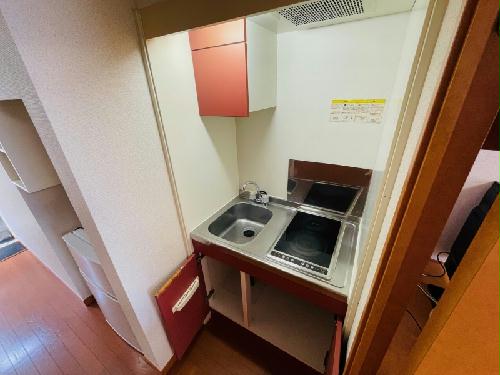14/19 駐車場