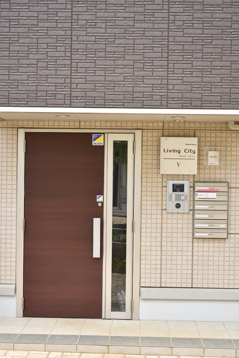 18/18 エントランス