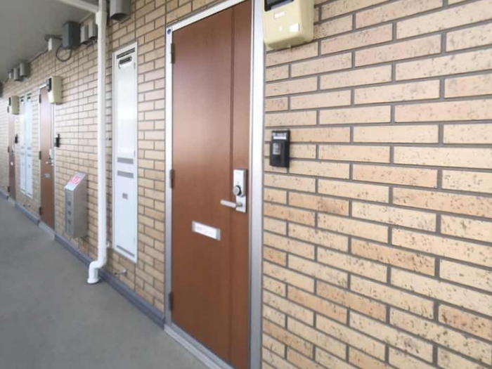 18/29 エントランス