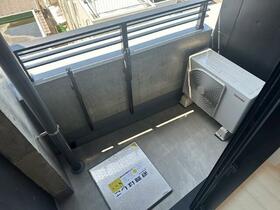 13/16 バルコニー