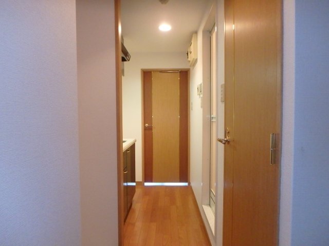 3/13 玄関