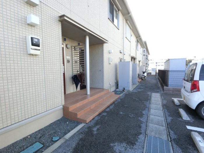 2/4 エントランス