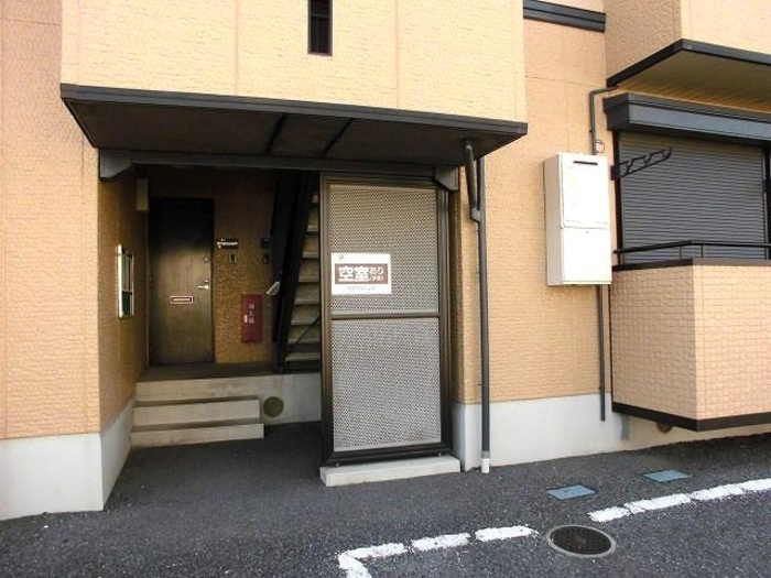 17/18 エントランス