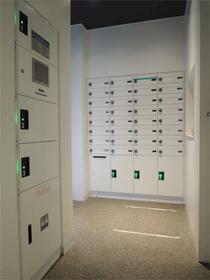 16/16 エントランス