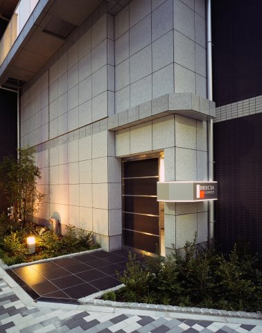 14/15 エントランス