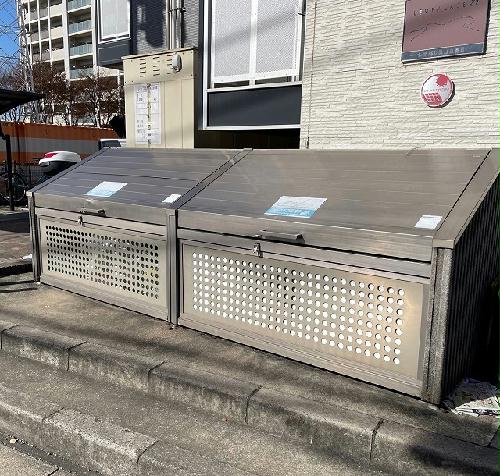 14/22 エントランス