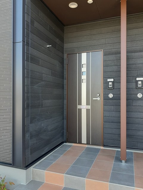 13/20 エントランス