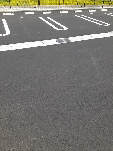 14/20 駐車場