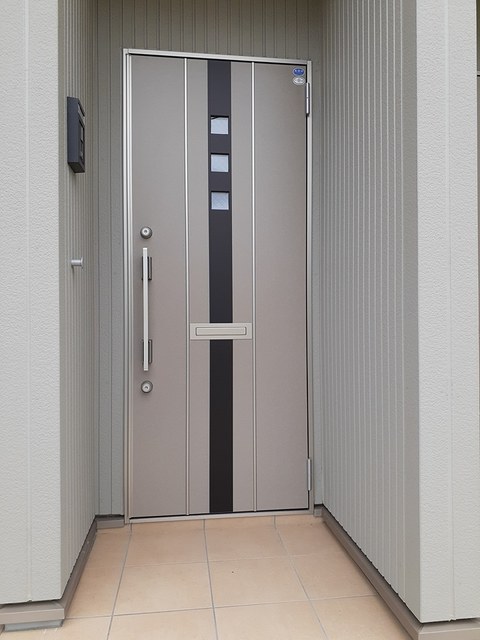 14/20 エントランス