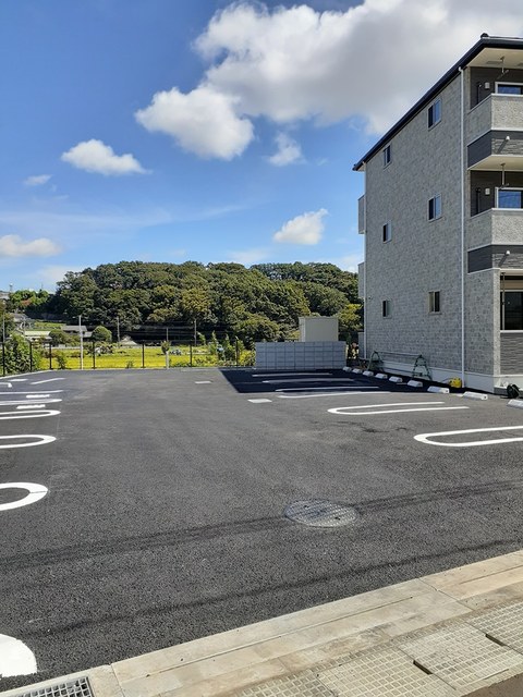 14/20 駐車場