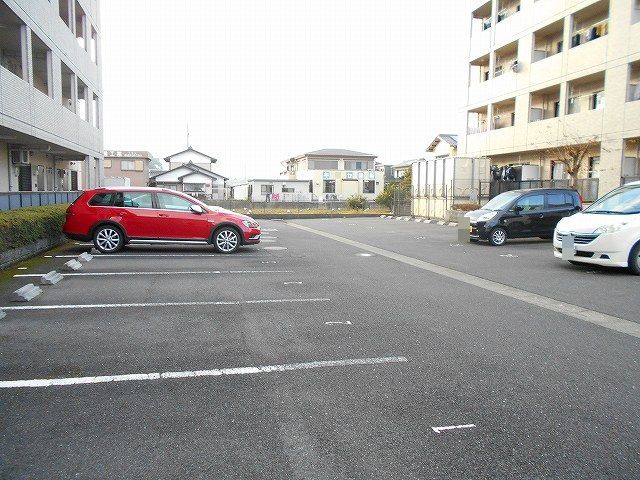 14/20 駐車場
