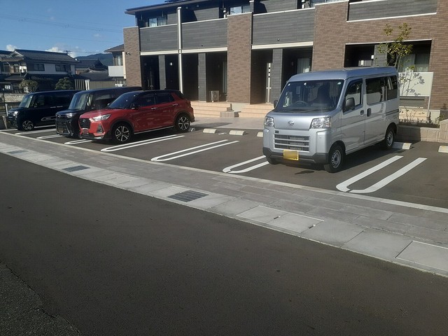 14/20 駐車場