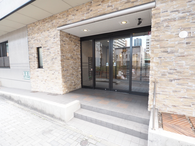 17/24 エントランス