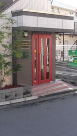 2/2 エントランス