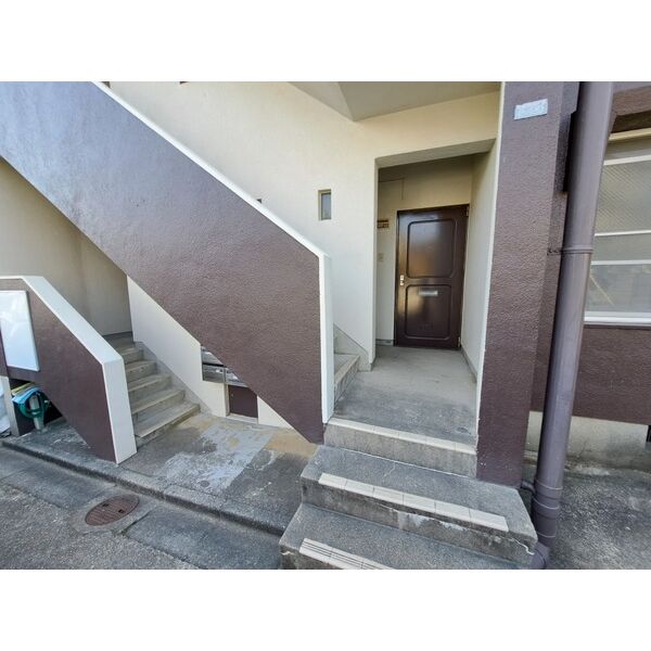 3/4 エントランス