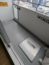 13/16 バルコニー