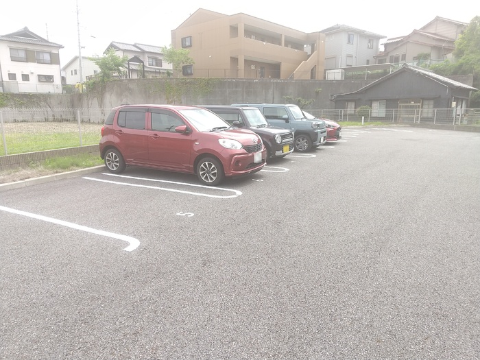 3/3 駐車場