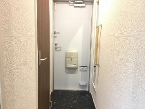 2/5 エントランス