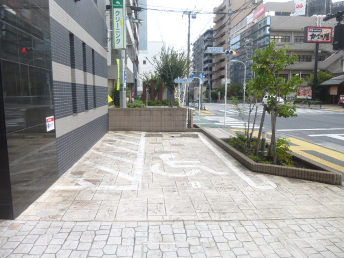 9/10 駐車場