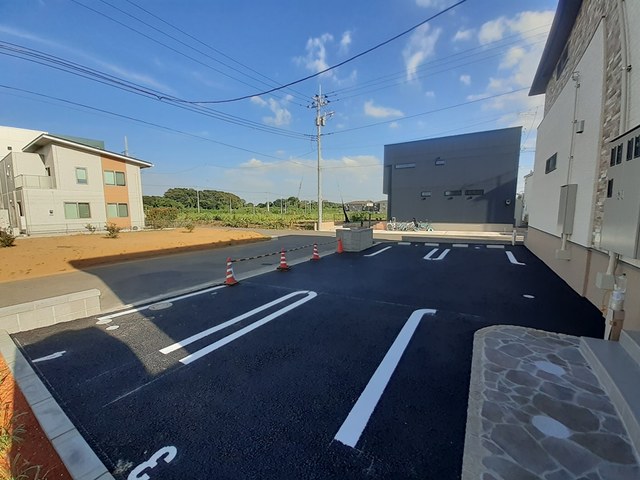 3/6 駐車場