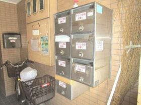 15/15 エントランス