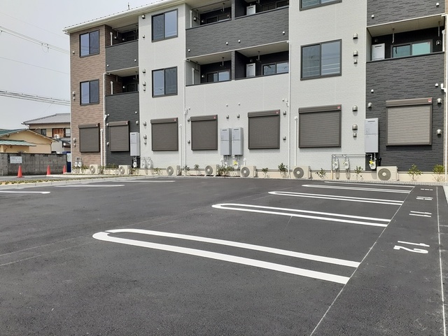 14/20 駐車場