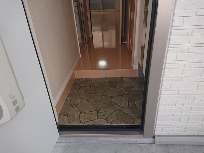 5/20 玄関