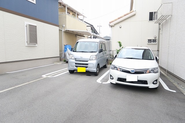 14/20 駐車場