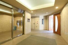 4/4 エントランス