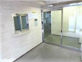 3/3 エントランス