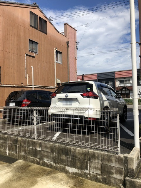 16/30 駐車場