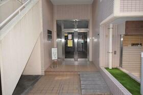 4/4 エントランス