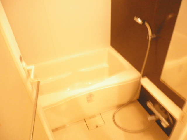 8/16 浴室