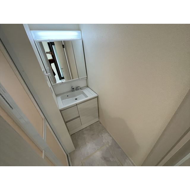 14/21 洗面