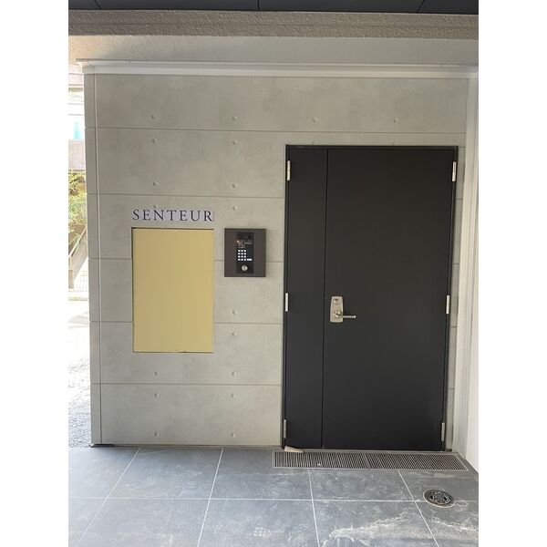 2/11 エントランス