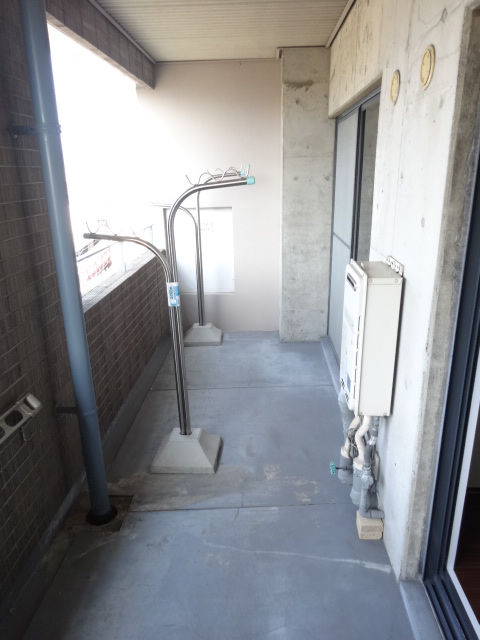 18/30 バルコニー