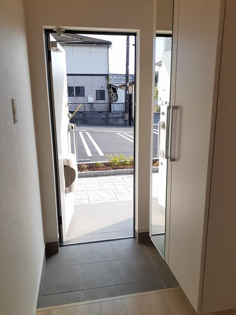 6/20 玄関