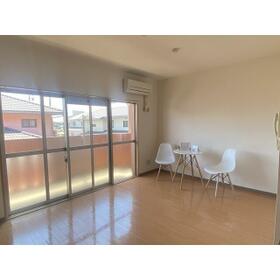 3/4 リビング/ダイニング