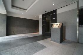 14/14 エントランス