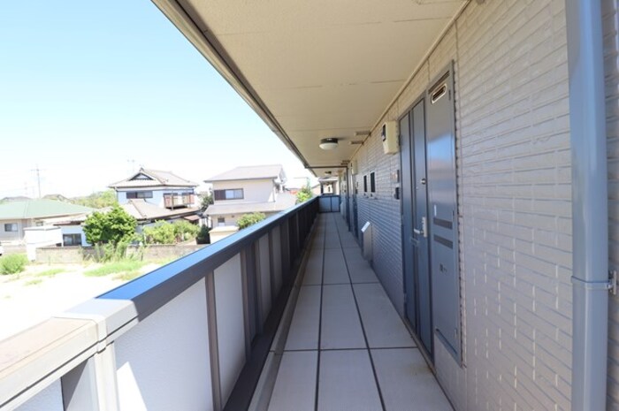 16/22 エントランス