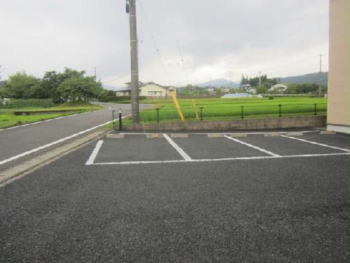 14/21 駐車場