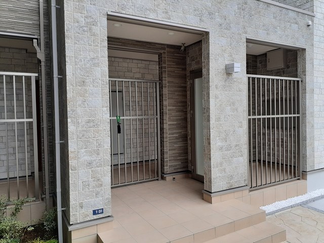 13/20 エントランス